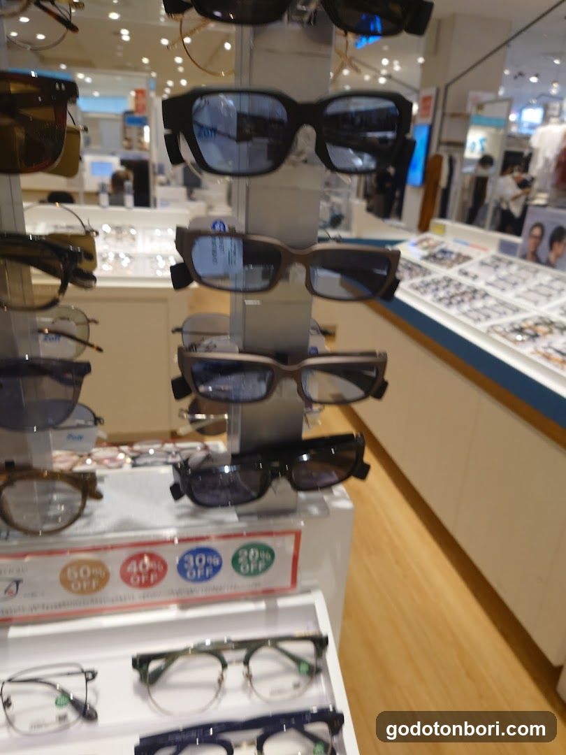 Zoff Namba Marui Store
