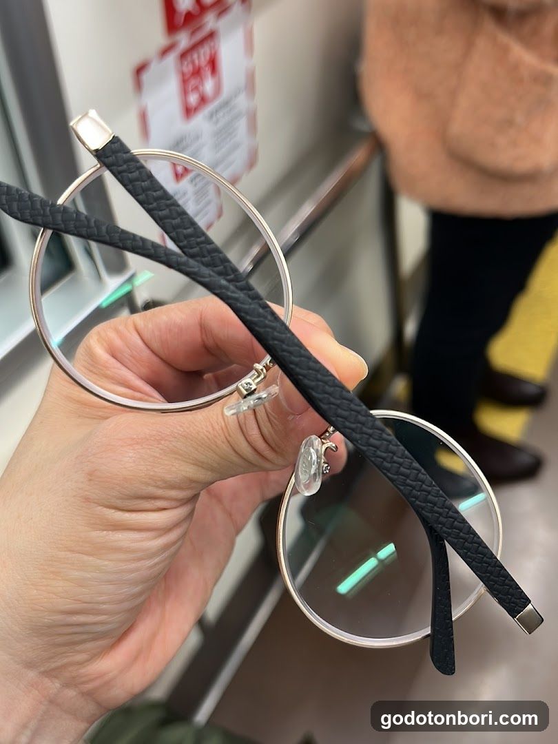 Zoff Namba Marui Store