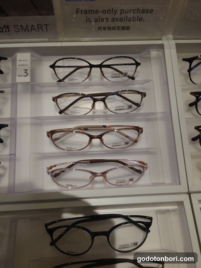 Zoff Namba Marui Store