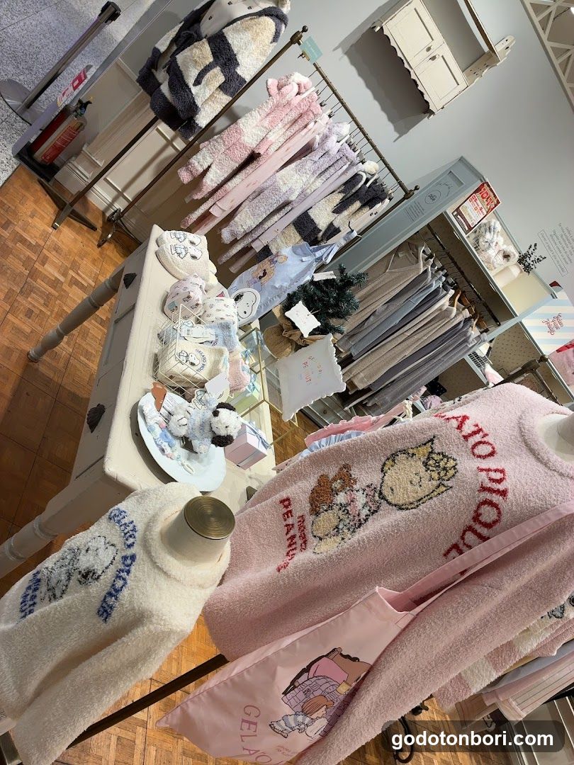 gelato pique Namba Marui Store