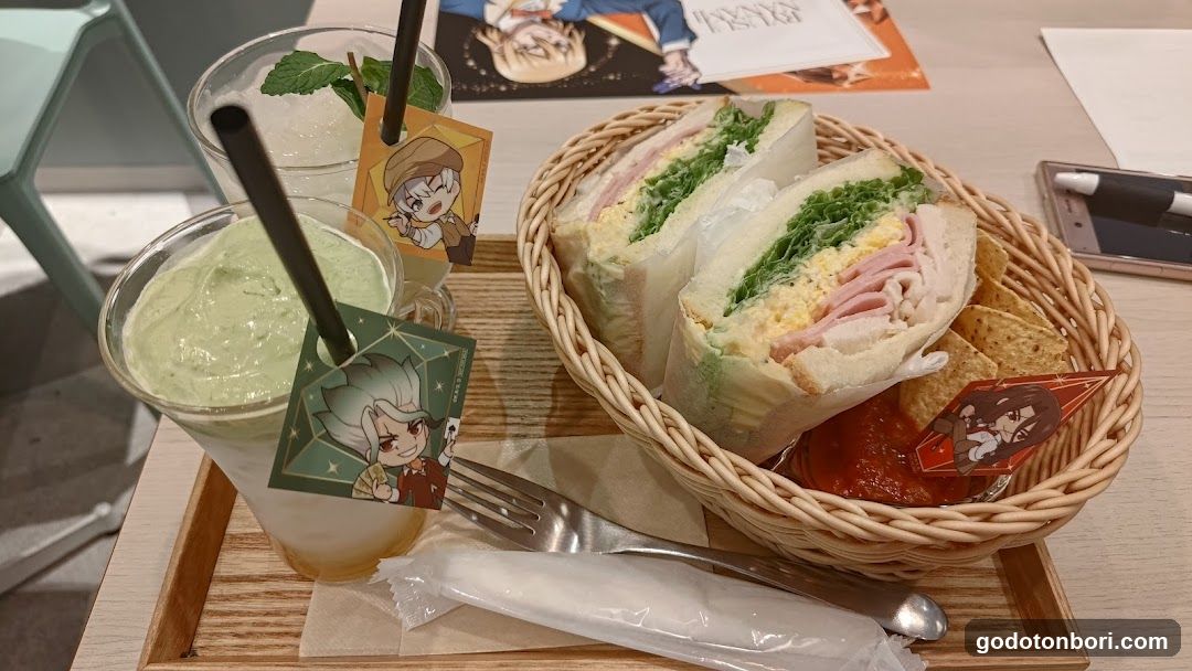 AMOCAFEなんばマルイ店