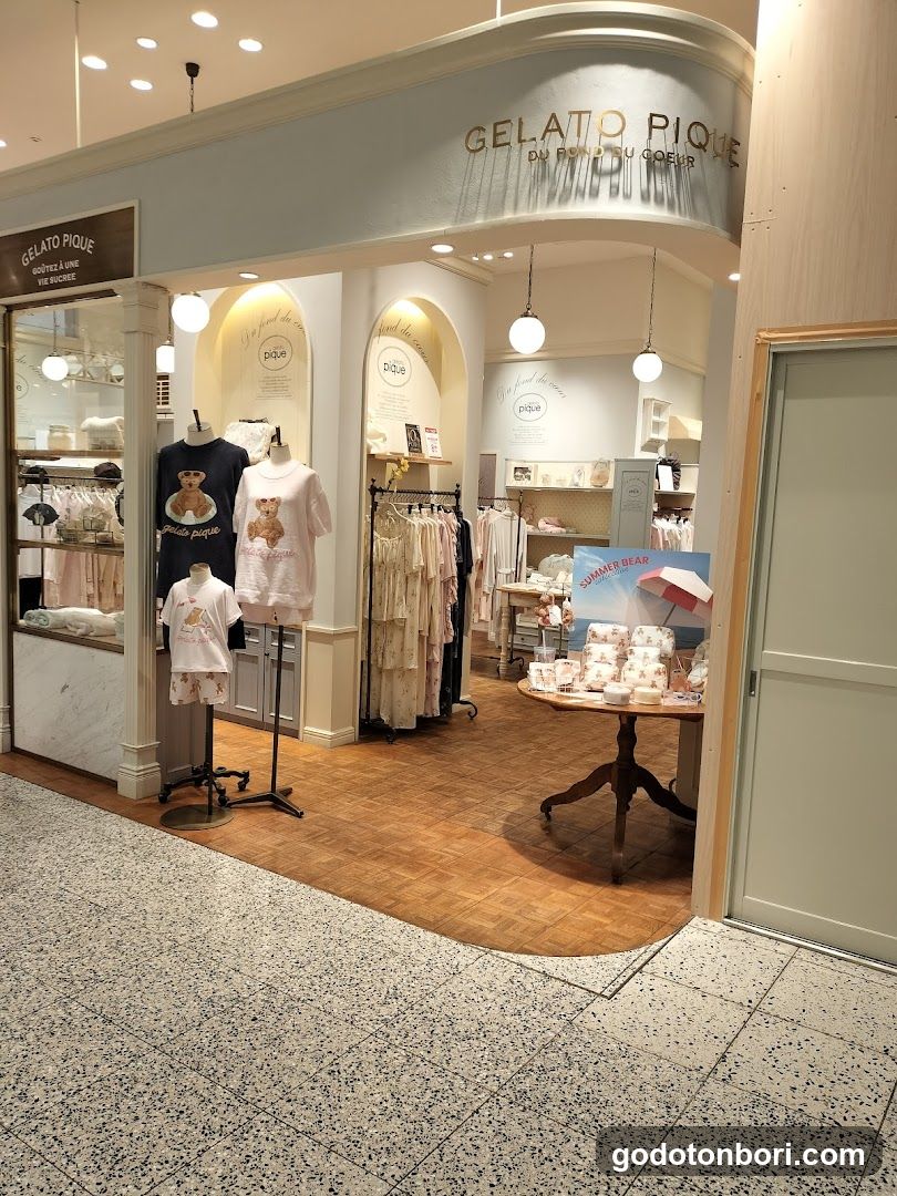 gelato pique Namba Marui Store