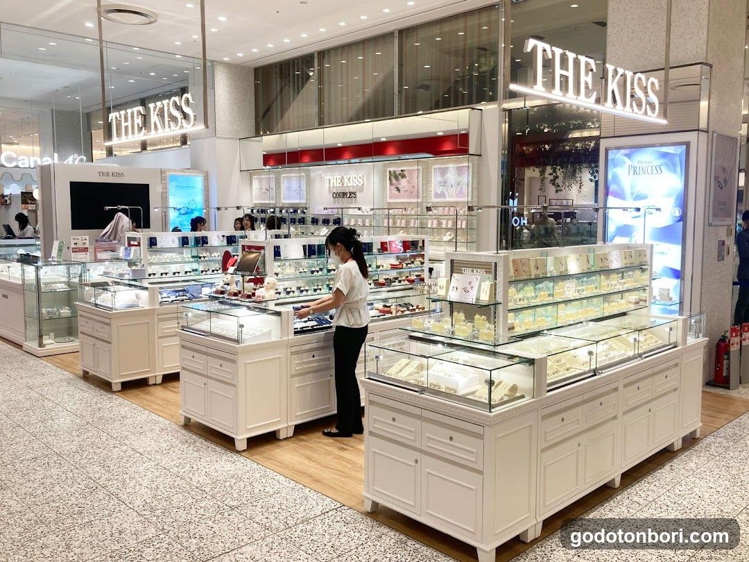 THE KISS なんばマルイ店