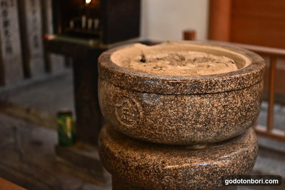 法善寺 金毘羅天王