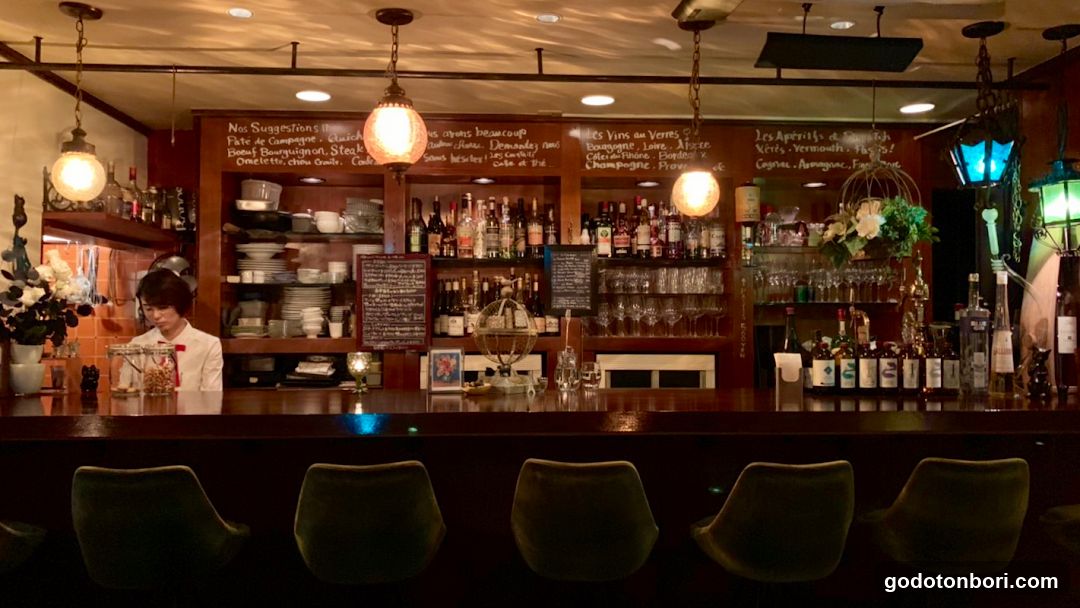 フレンチバー シャノワール Bar Français Le Chat Noir