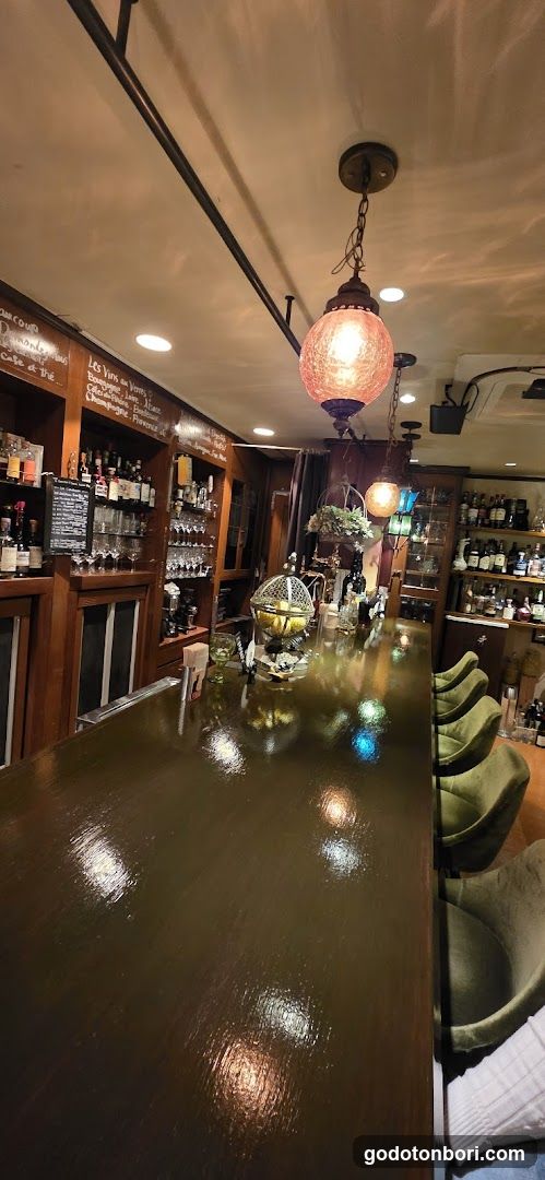 フレンチバー シャノワール Bar Français Le Chat Noir