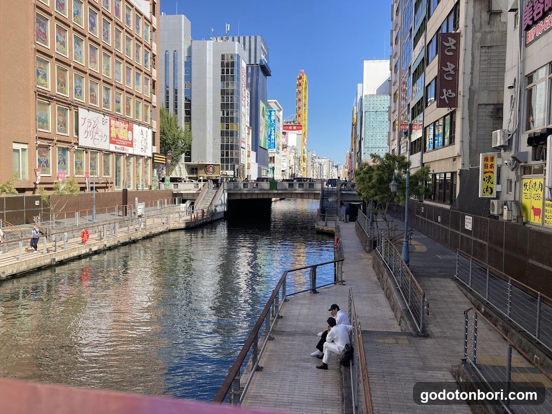 Dotonbori Shussejizoson