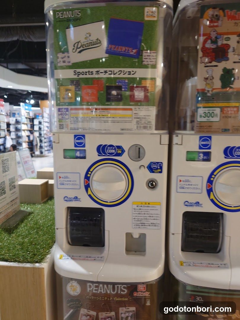 gashacoco Namba Marui (Capsule Toy Store)