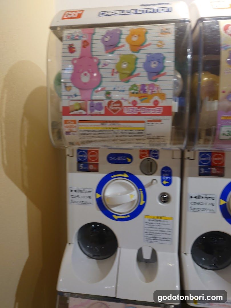 gashacoco Namba Marui (Capsule Toy Store)