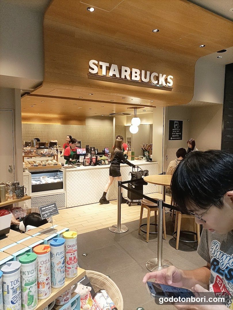 オフプライスストアLOCUST(ローカスト)なんばマルイ店