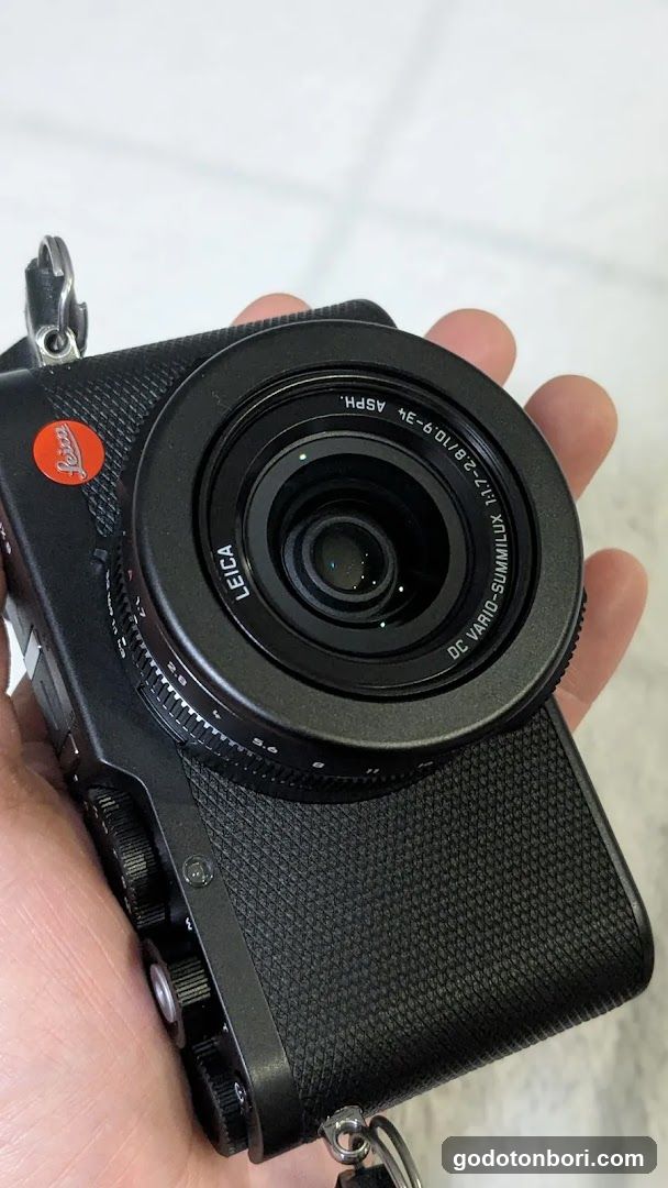 LEICA Camera