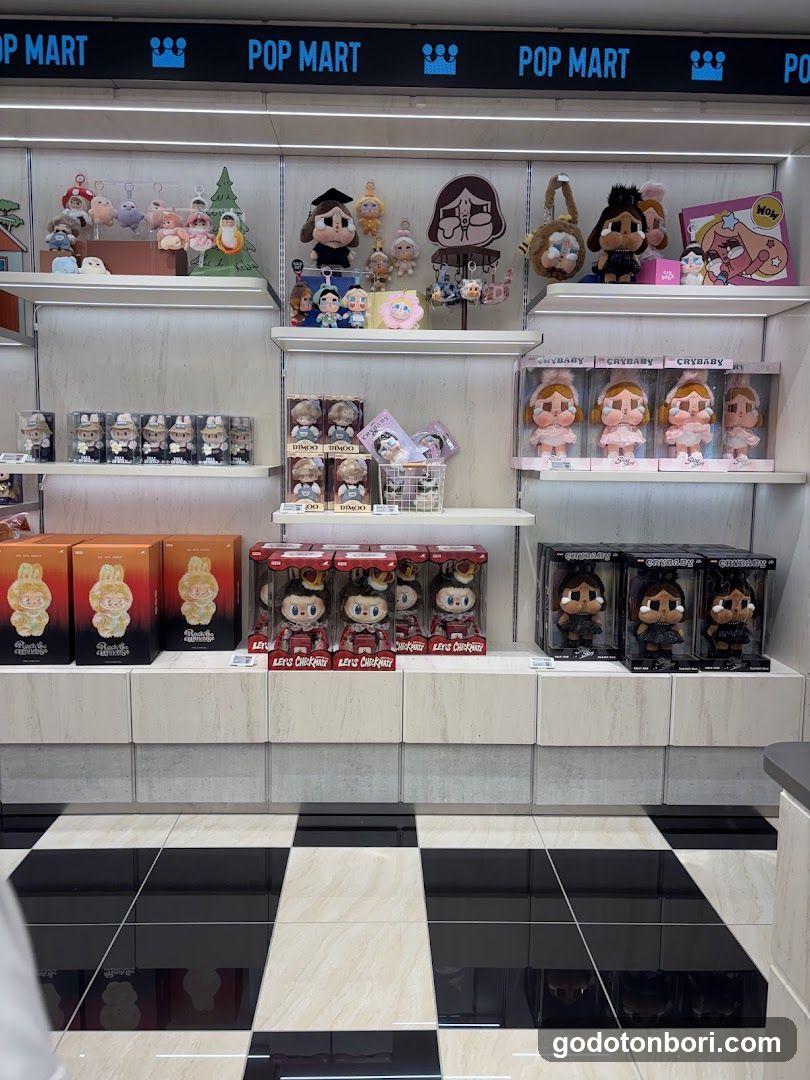 POP MART 大阪なんば店