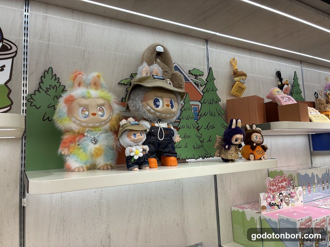 POP MART 大阪なんば店