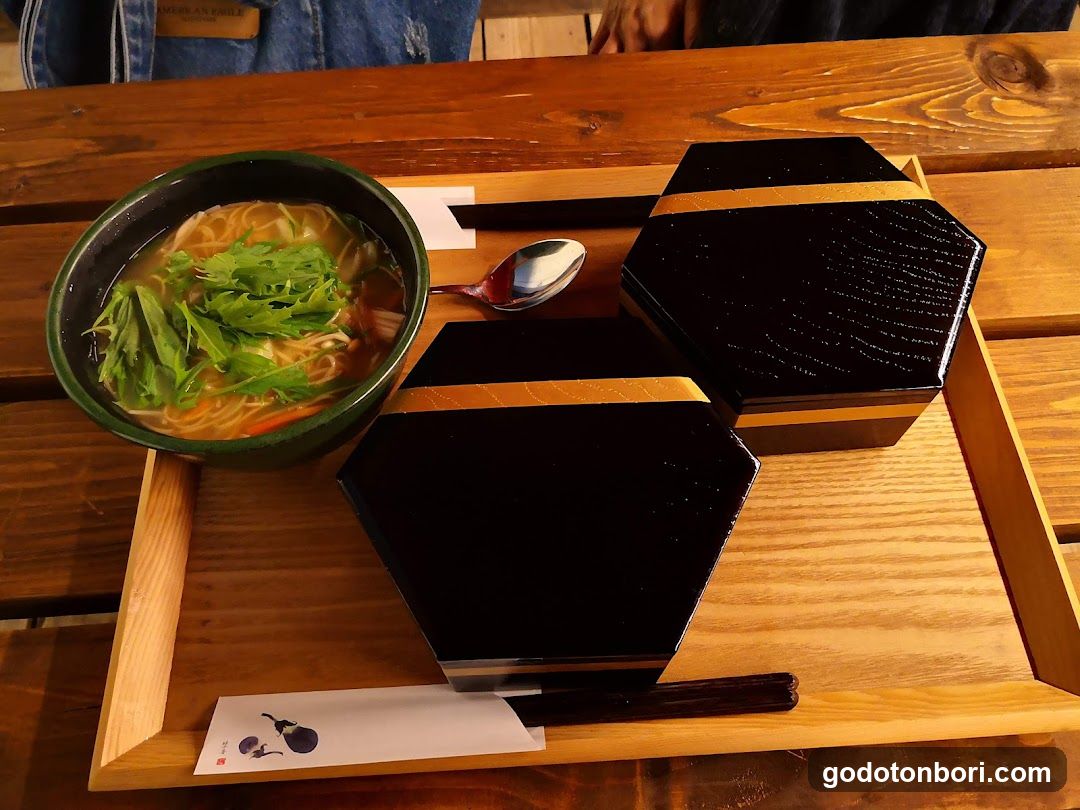 法華素食 fahua susie Oriental Sho-jin Kitchen