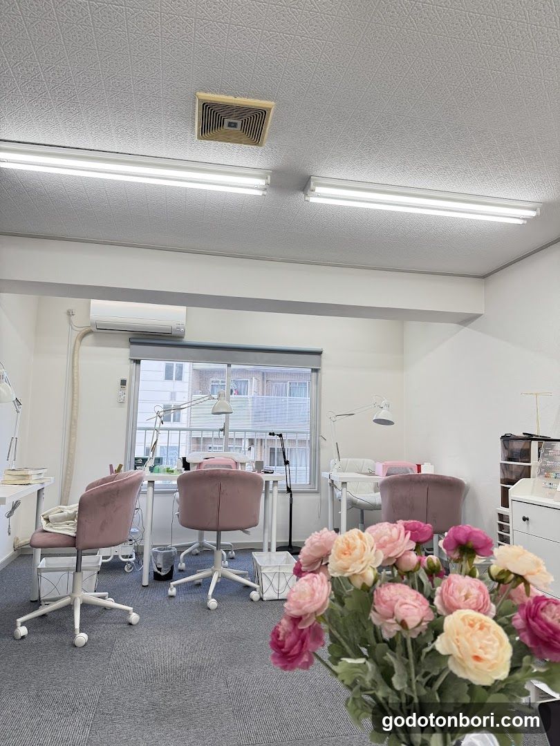 KAORI NAIL SALON