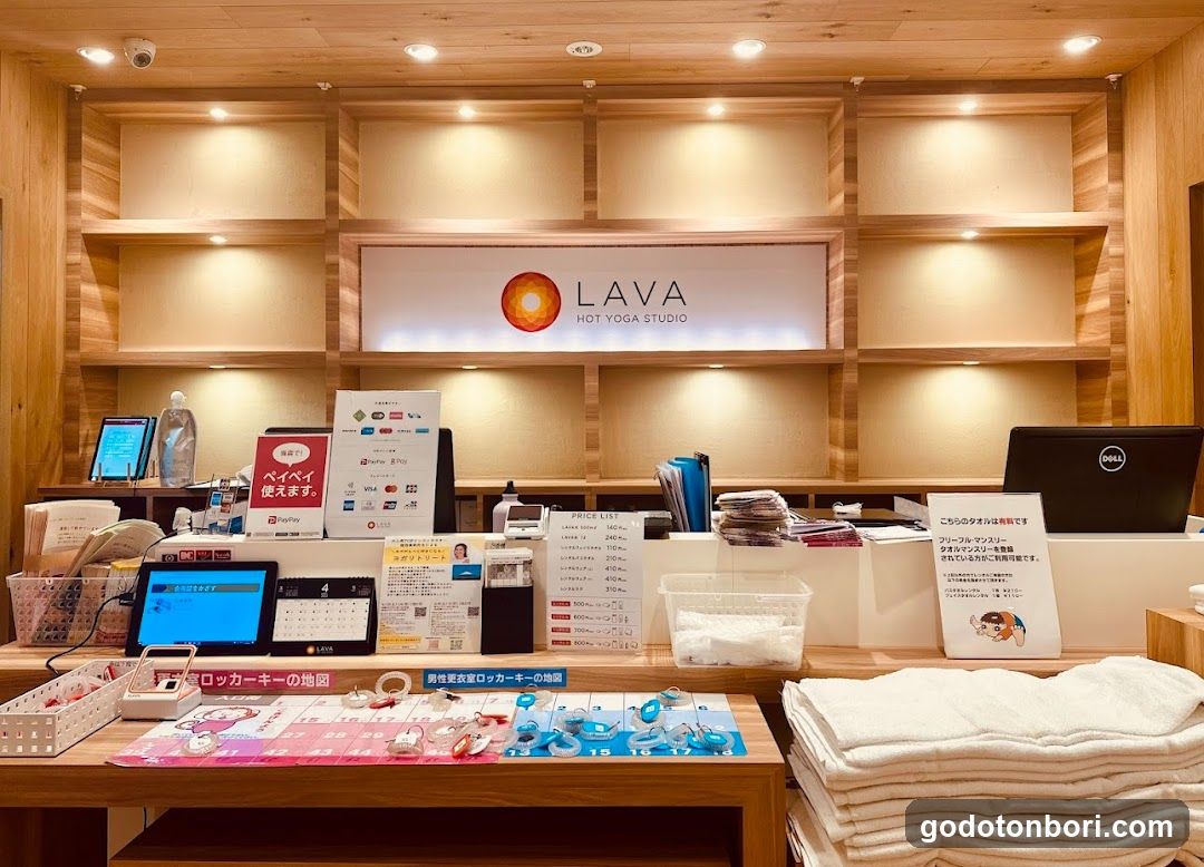 Hot-yoga studio Lava Shinsaibashi