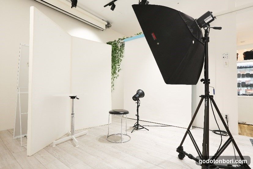 Studio 728 Nanba Marui Store