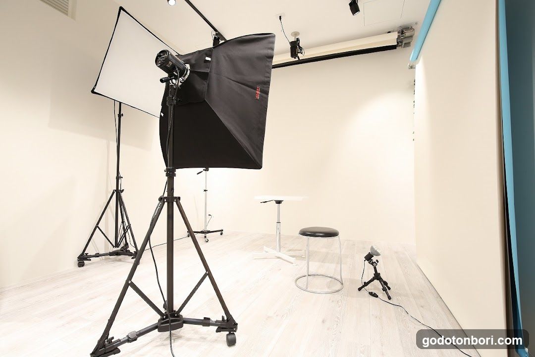 Studio 728 Nanba Marui Store