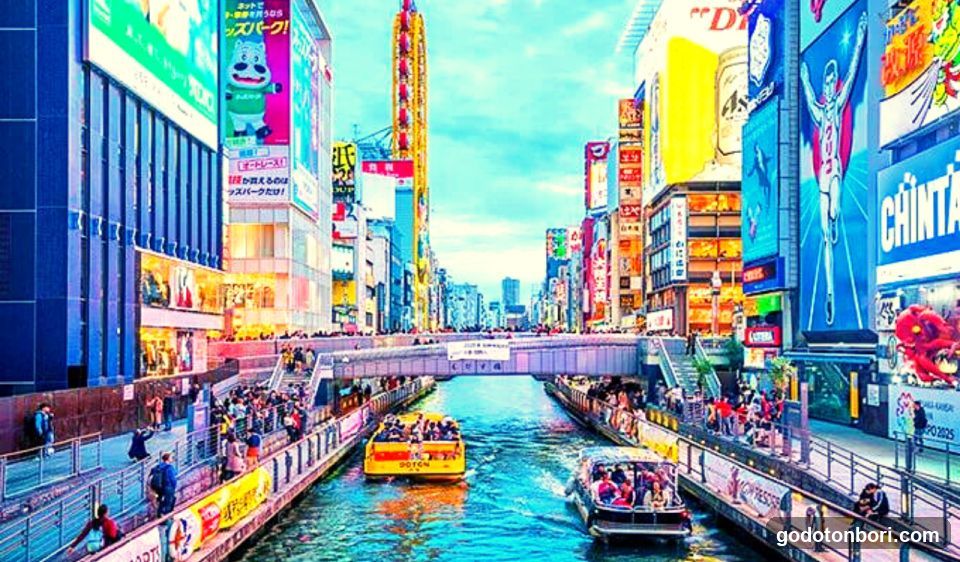 Osaka Walking Tours (Private & Group)