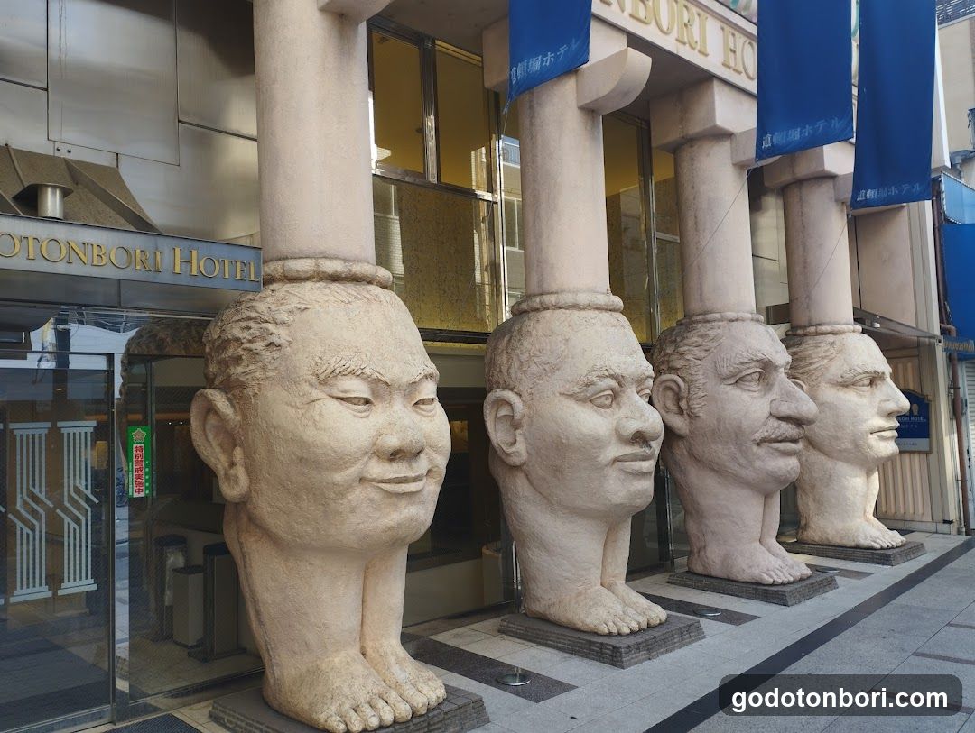 Osaka Walking Tours (Private & Group)