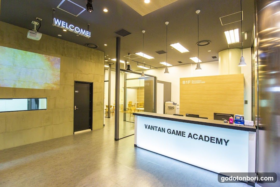 Vantan game Academy Osaka School