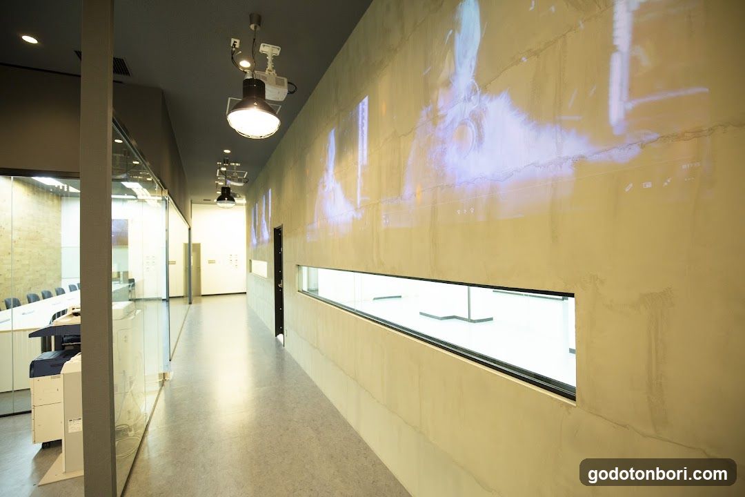 Vantan game Academy Osaka School