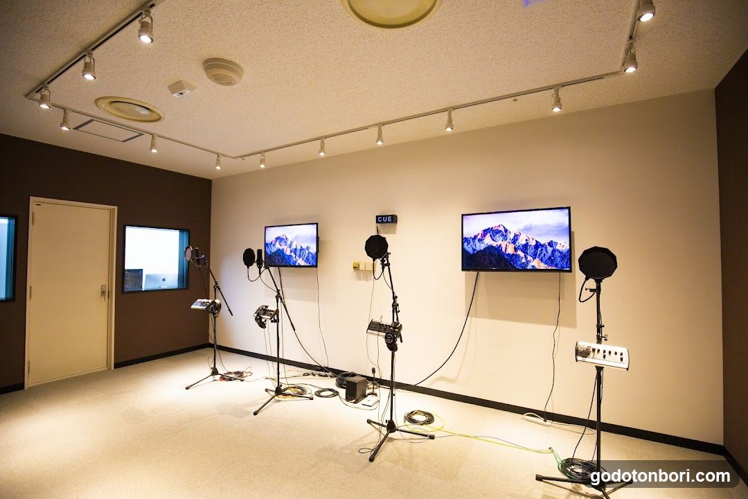 Vantan game Academy Osaka School