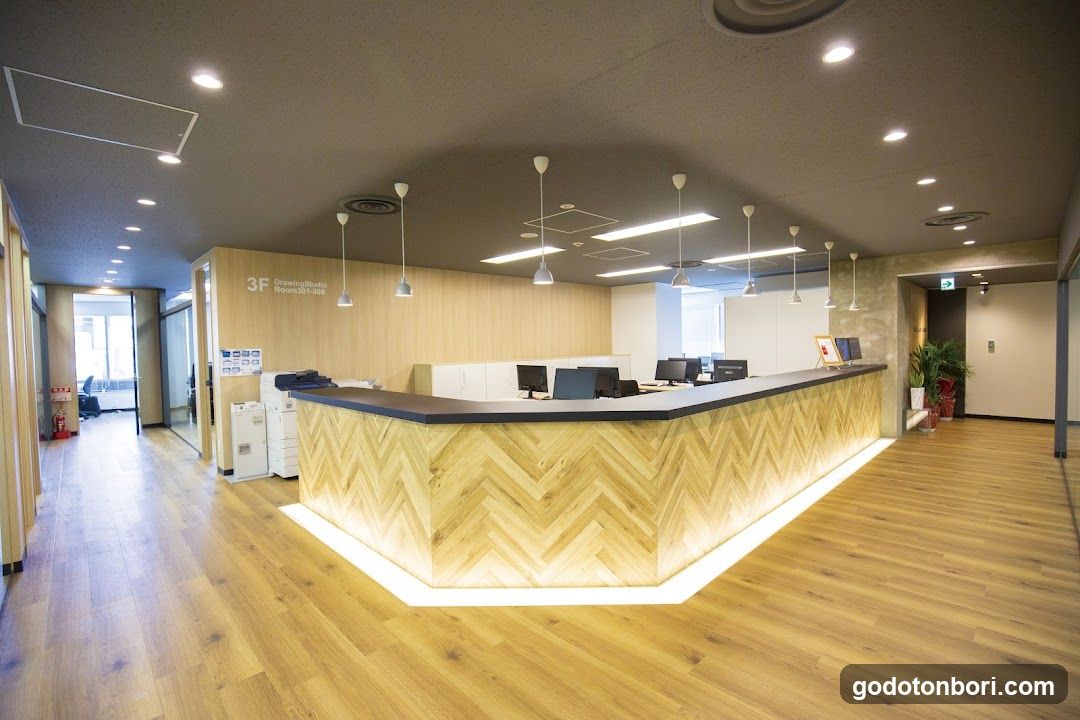 Vantan game Academy Osaka School