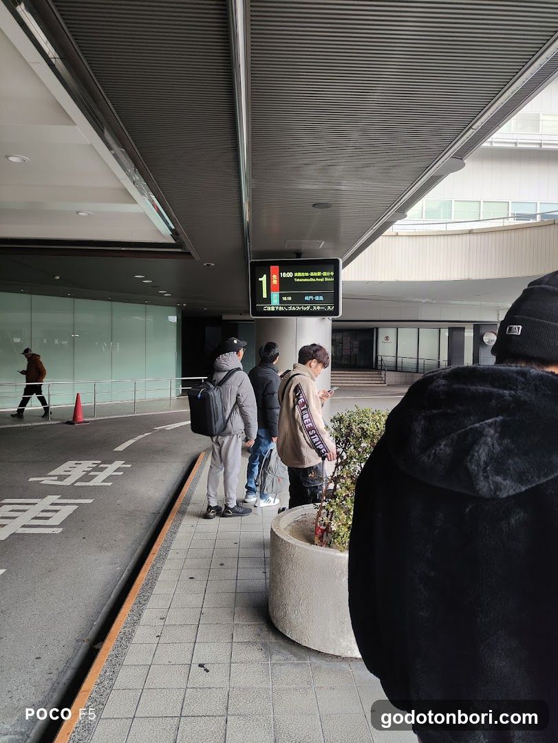 Namba Kosoku Bus Terminal