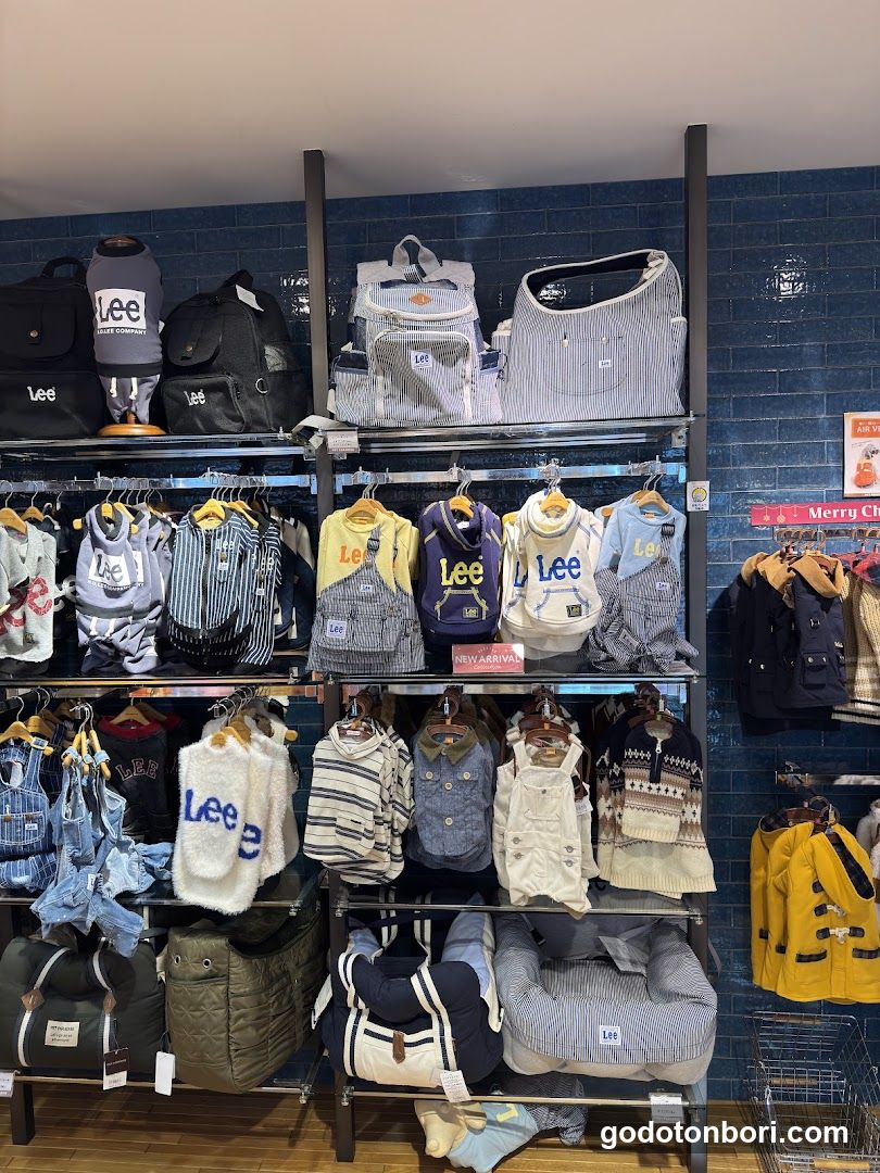 Pet Paradise Shinsaibashi
