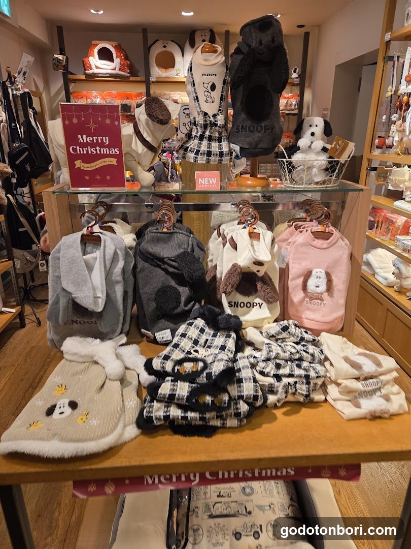 Pet Paradise Shinsaibashi
