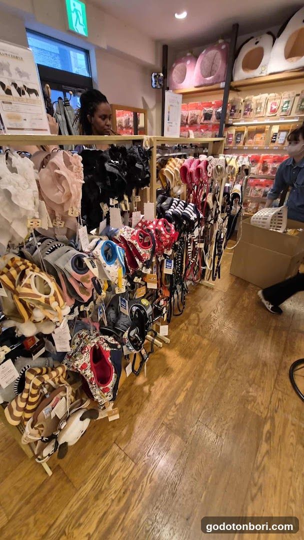 Pet Paradise Shinsaibashi