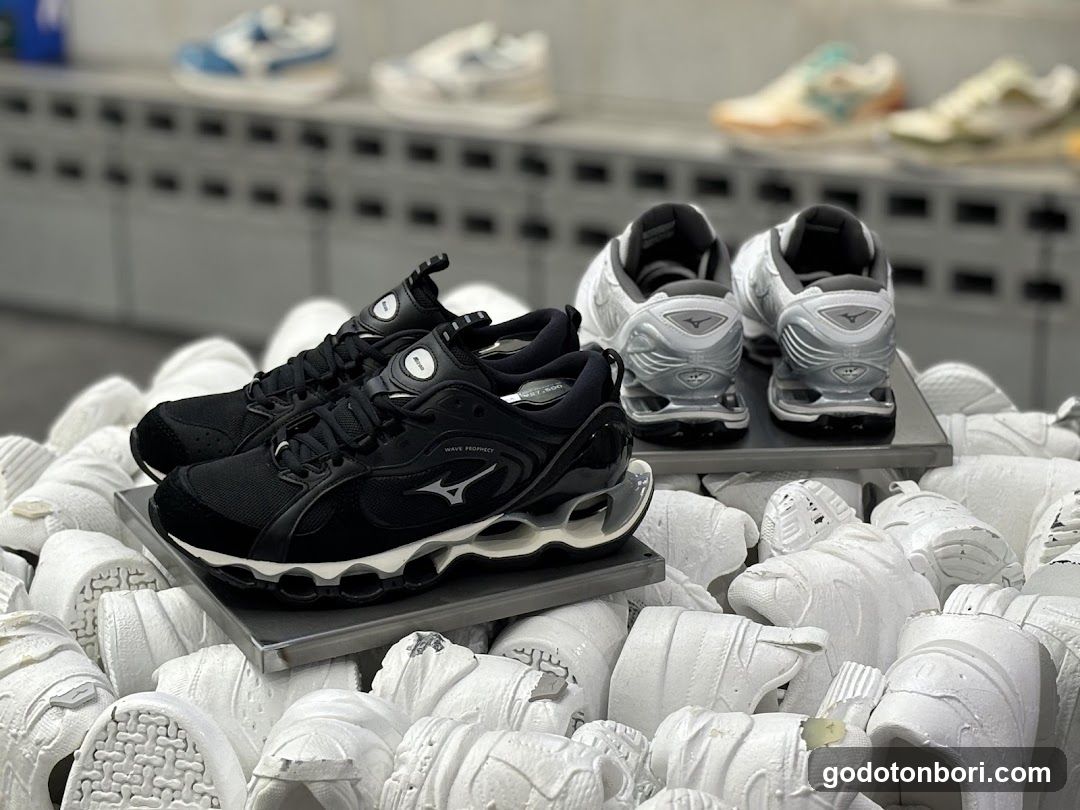 MIZUNO Shop Shinsaibashi