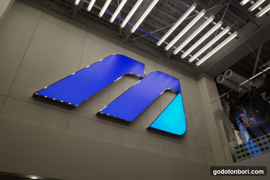 MIZUNO Shop Shinsaibashi