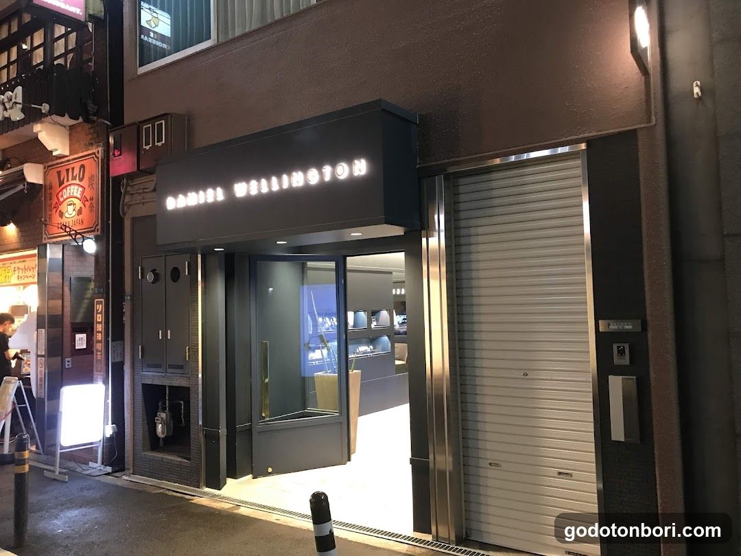 Daniel Wellington Shinsaibashi Store