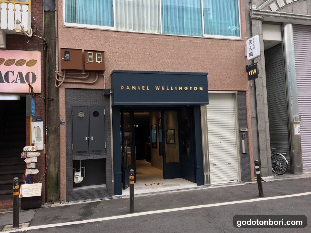Daniel Wellington Shinsaibashi Store