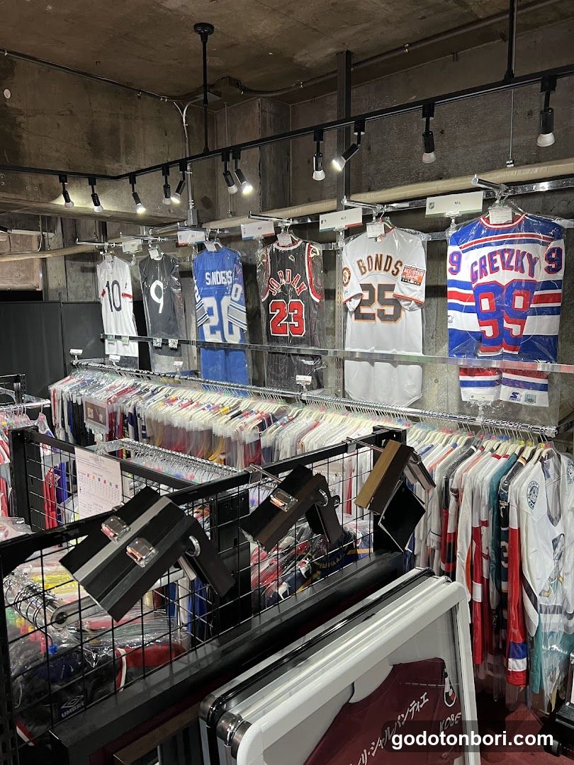 Vintage sports Shinsaibashi
