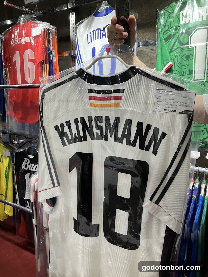 Vintage sports Shinsaibashi