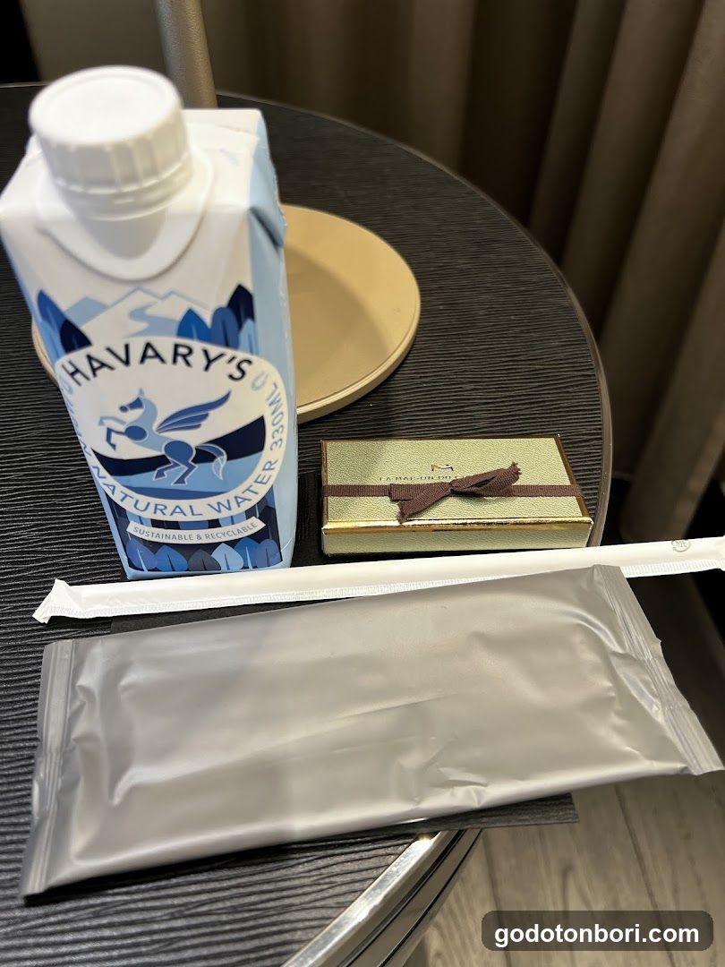 Van Cleef & Arpels (Osaka - Shinsaibashi) ヴァン クリーフ＆アーペル 心斎橋店