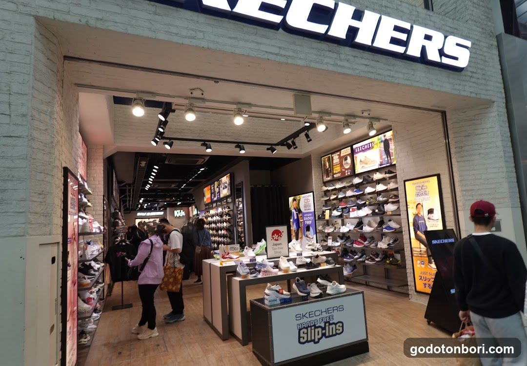 Skechers