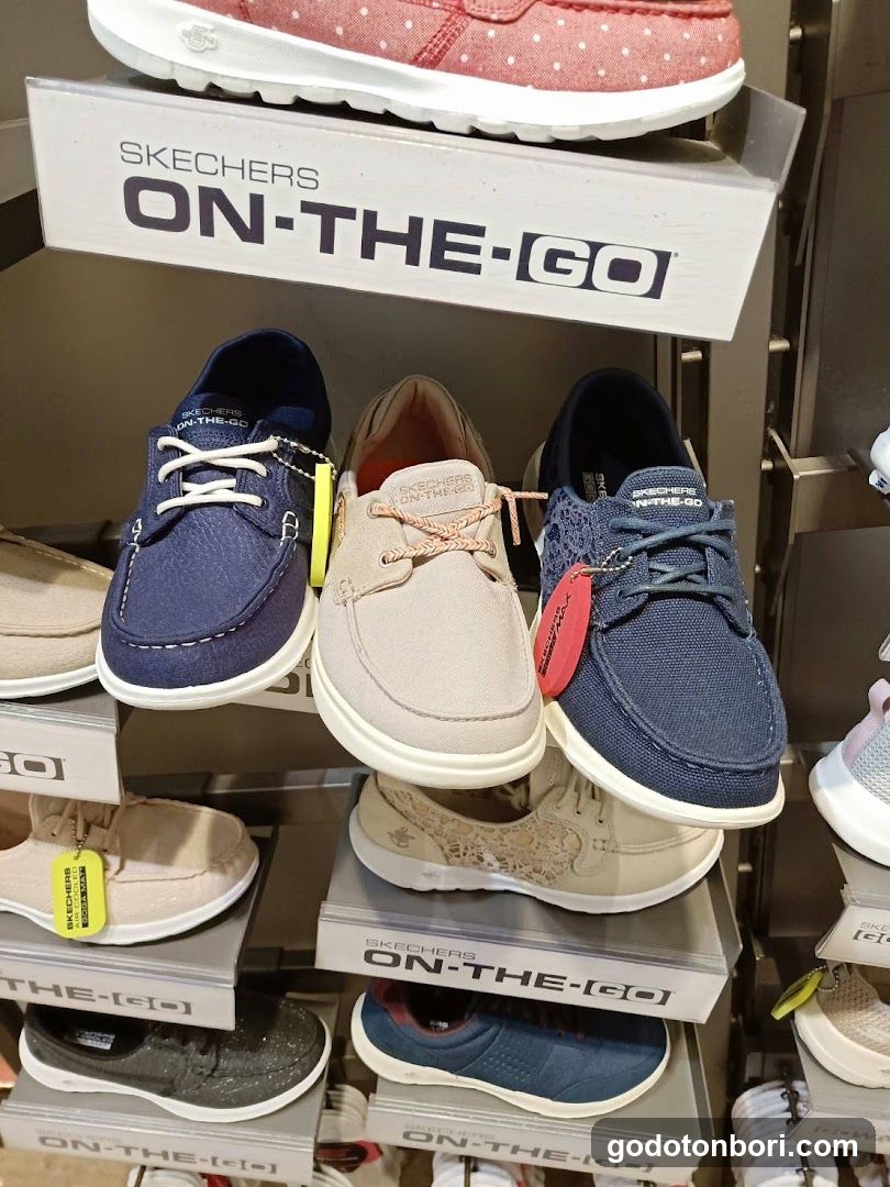 Skechers