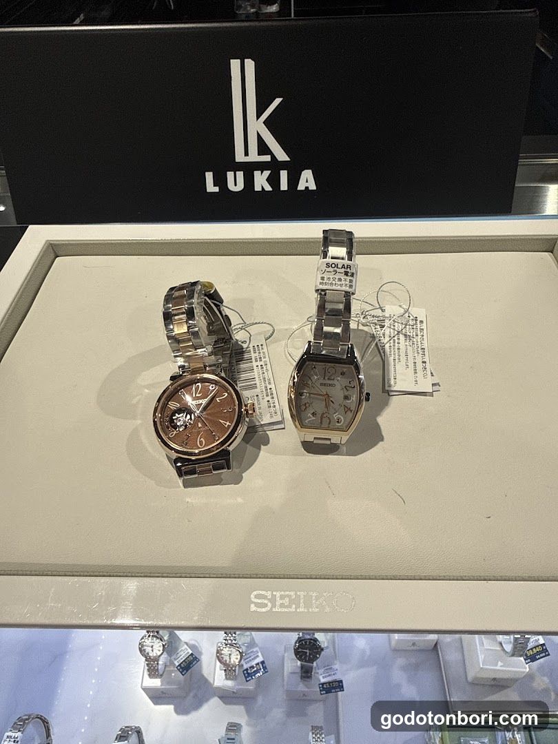 WATCH SQUARE (EDION NAMBA MAIN STORE)