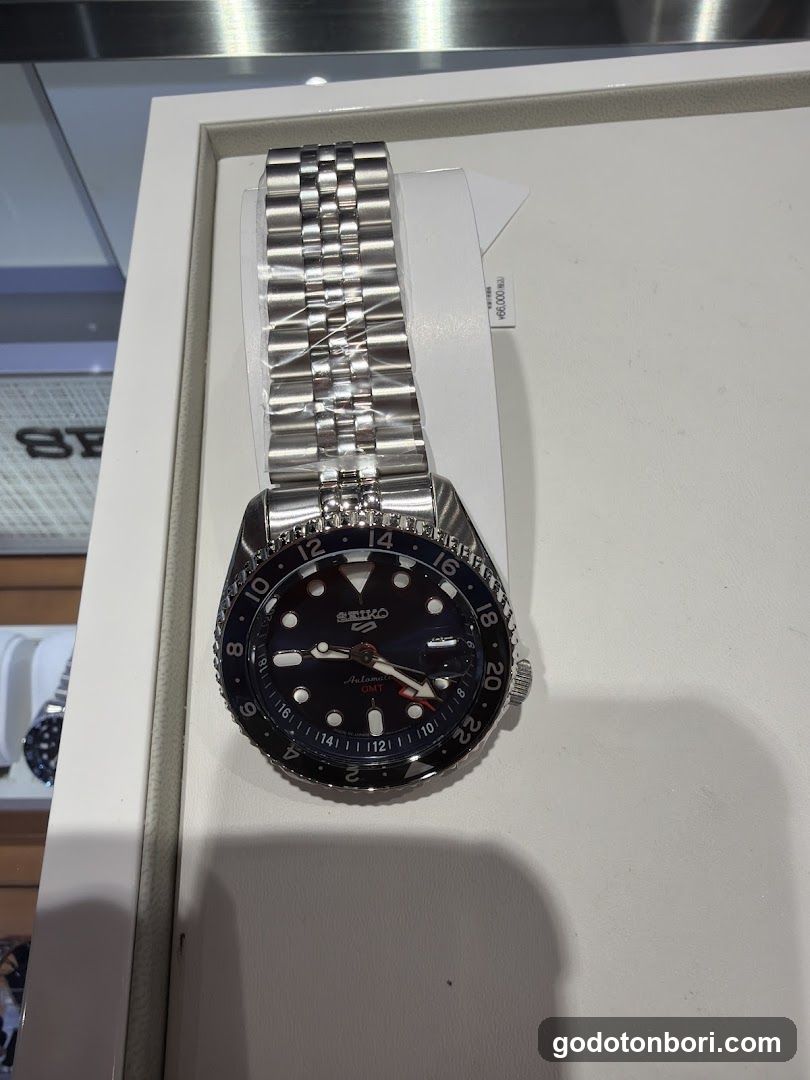WATCH SQUARE (EDION NAMBA MAIN STORE)