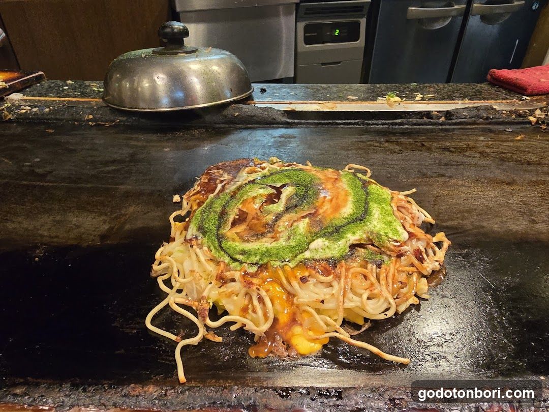 Okonomiyaki on Teppan