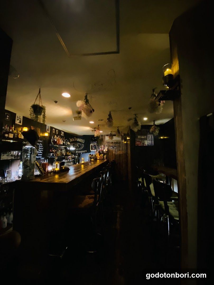LOGUE BAR