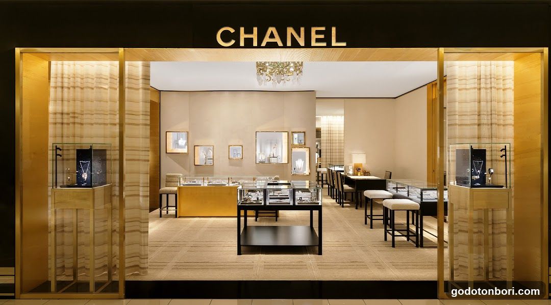CHANEL Fine Jewelry Daimaru Shinsaibashi Store