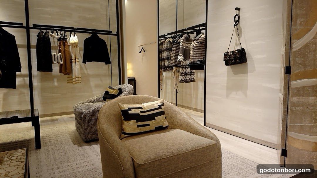 CHANEL Fine Jewelry Daimaru Shinsaibashi Store