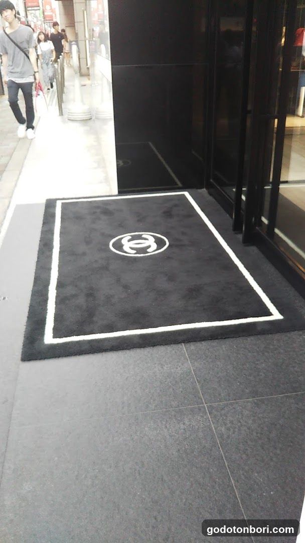 CHANEL Fine Jewelry Daimaru Shinsaibashi Store