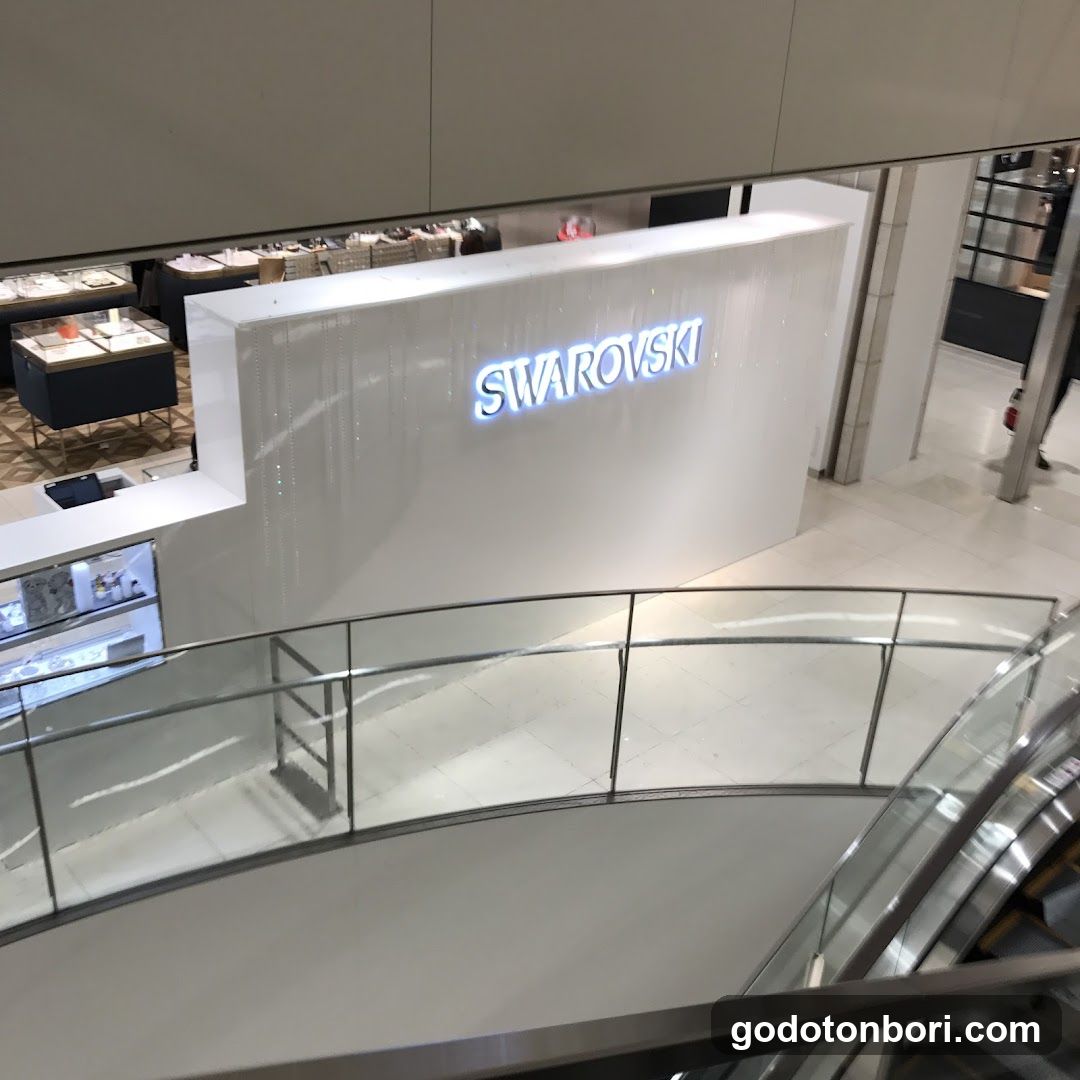 SWAROVSKI Daimaru Shinsaibashi Store