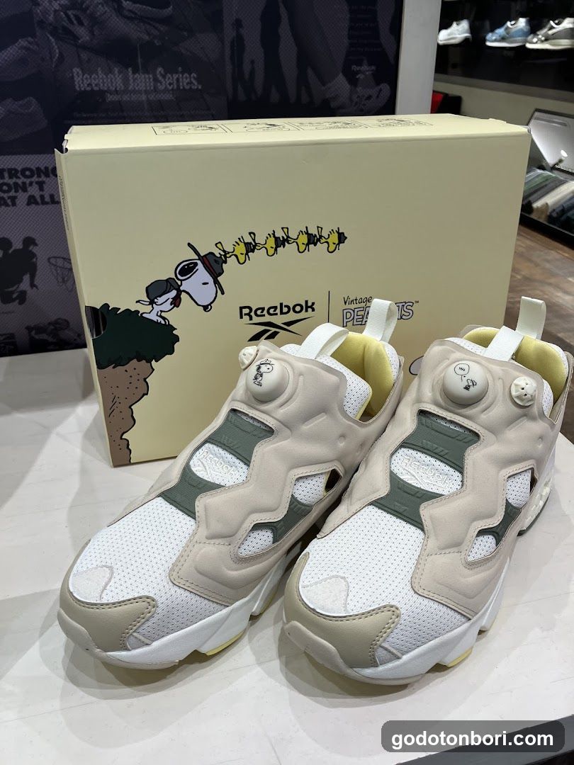 Reebok Store Shinsaibashi
